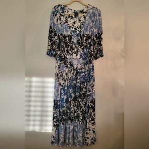 Gabby Skye Floral V Neck Wrap Dress, Size 18W